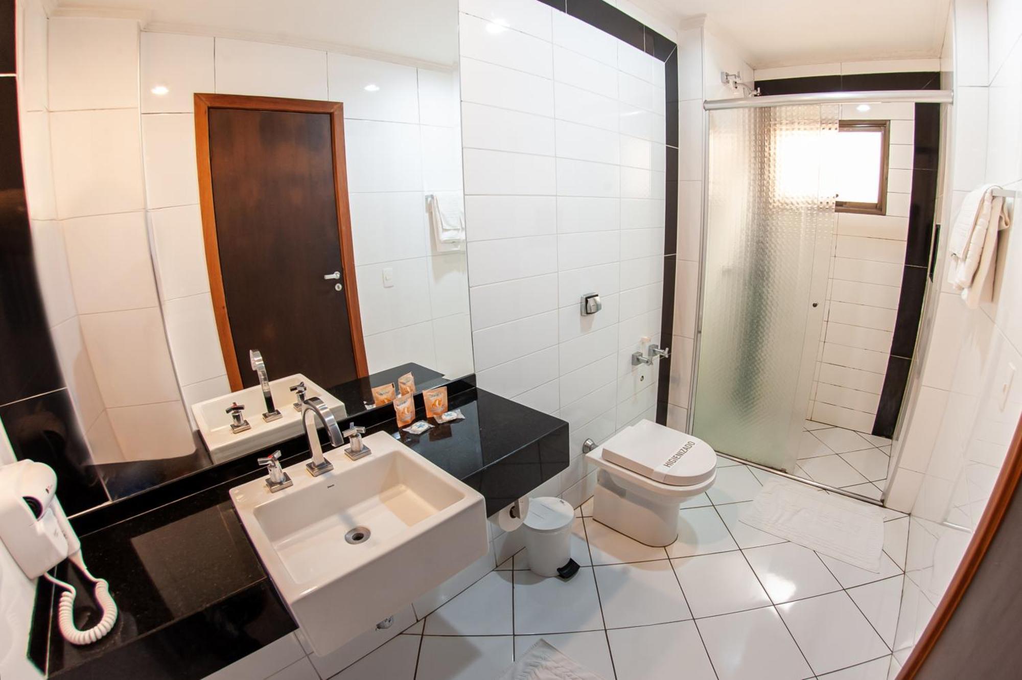 Hotel London 3*