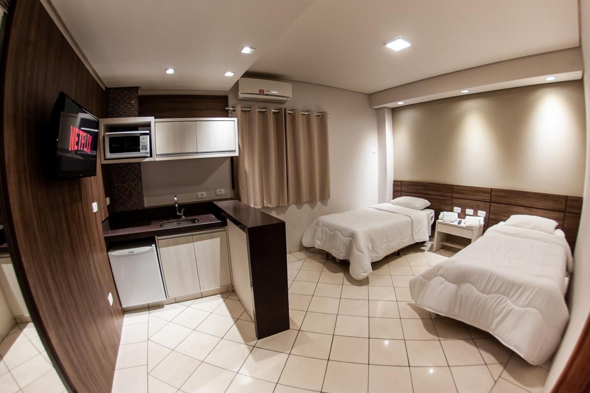 London 3* Londrina