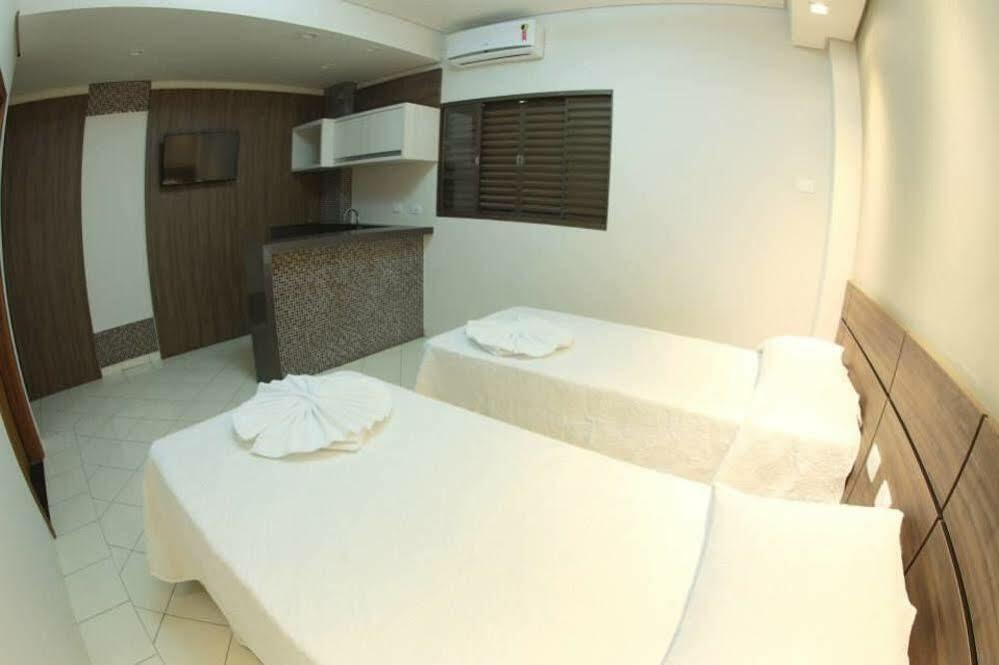 London 3* Londrina